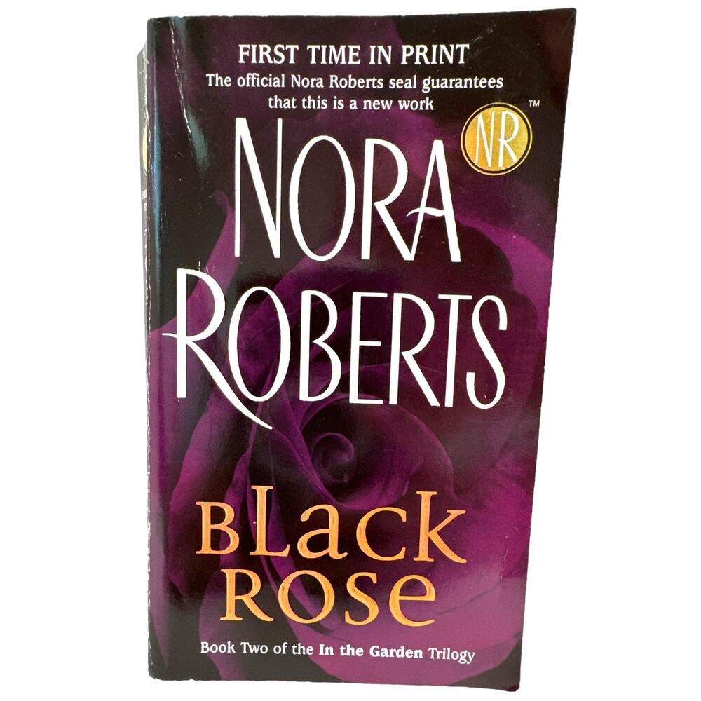 Black Rose by Nora Roberts (Paperback)